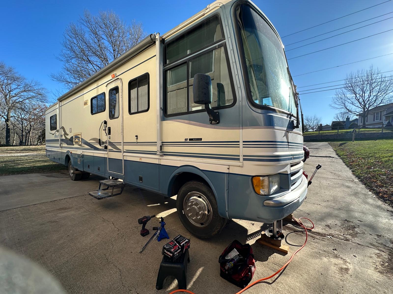 Brake rotor installation by mobile brake service
